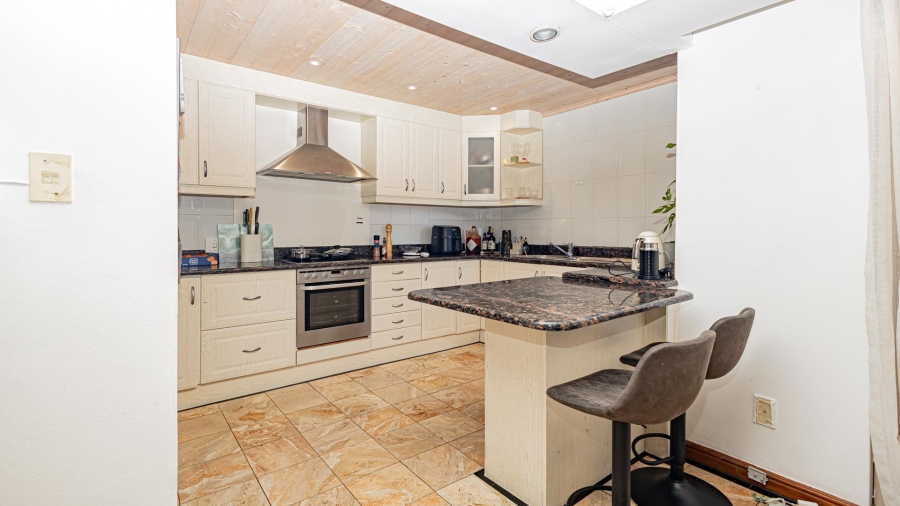 3 Bedroom Property for Sale in Plattekloof Western Cape